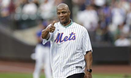 Darryl Strawberry praises God for 'amazing grace,' asks for prayers after suffering heart attack 