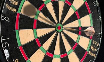 World Darts Federation threatens discipline after female refuses to compete against male opponent