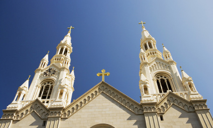 Most Catholics in US, Latin America support ordaining women to the priesthood: survey