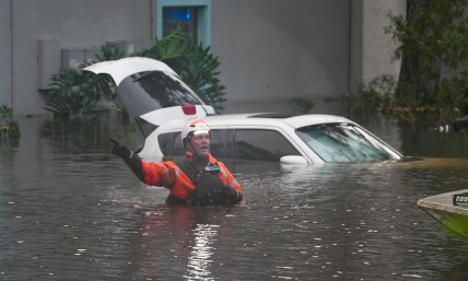 Hurricane Milton: Death toll rises to 16; 2.5 million remain without power in Florida