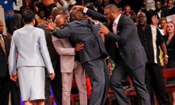 Tongues-talking Tyler Perry caught on video raining ‘dollars’ on stripper at Usher concert